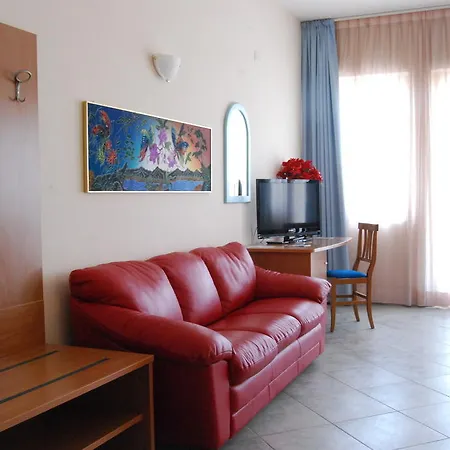 Dakar Living