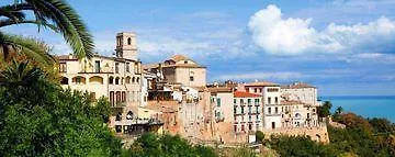 Hotell Dakar Living Vasto 3*