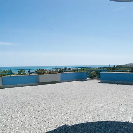 Hotel Dakar Living Vasto 3*