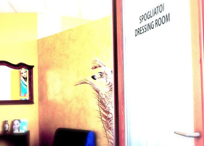 Hotel Dakar Living Vasto 3*