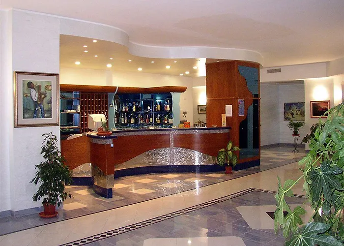 Hotel Dakar Living Vasto 3*